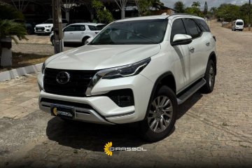HILUX SW4